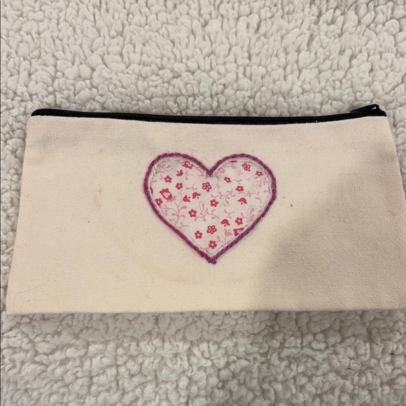 Mommajsews Handbags - Hand crafted Floral Heart Canvas Pouch
